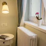 Stylish & Cozy One Bedroom - Adela - Ideal For Long Lägenhet