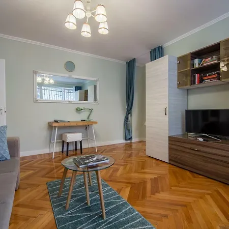 Stylish & Cozy One Bedroom - Adela - Ideal For Long Lägenhet