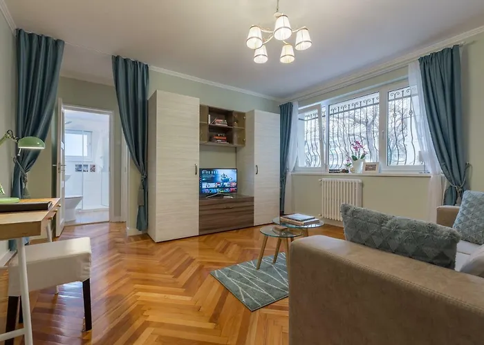 아파트 Stylish & Cozy One Bedroom - Adela - Ideal For Long 부쿠레슈티