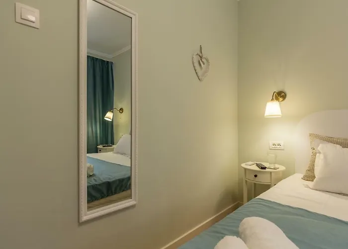 아파트 Stylish & Cozy One Bedroom - Adela - Ideal For Long *